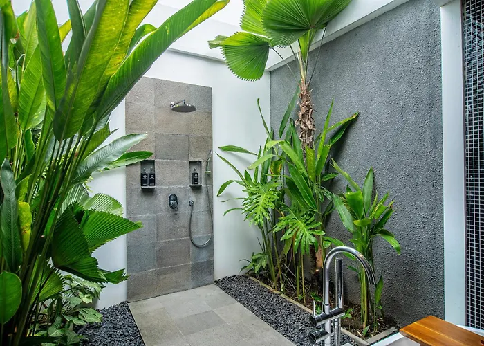 Abia Villa Legian